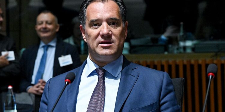 Άδωνις Γεωργιάδης