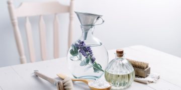 Γιατί το ξύδι είναι αναντικατάστατο για την καθαριότητα