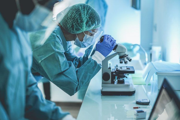 Μείωση κλινικών ερευνών στην Ευρώπη