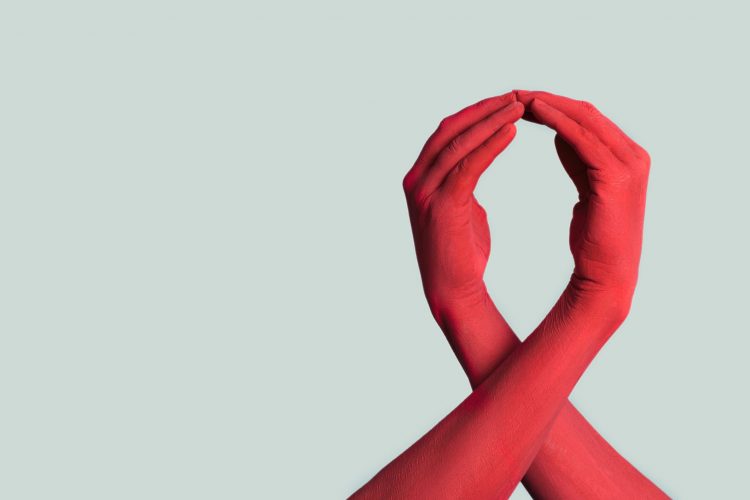 Διάσημοι που έχασαν τη ζωή τους από AIDS