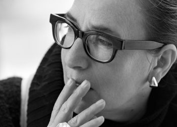 Με τη βελόνα του Πικάπ