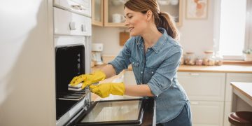 καθάρισμα φούρνου