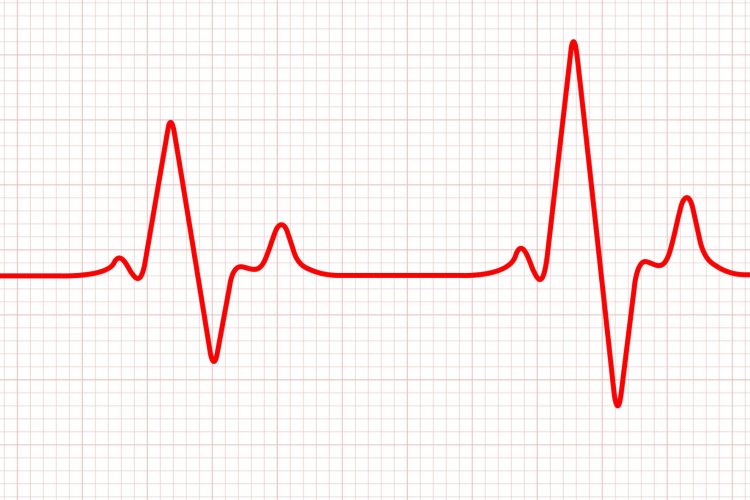 Σε κρίσιμη κατάσταση ο Μίμης Δομάζος: Η ανακοίνωση του Νοσοκομείου