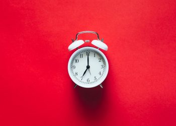 Κλιμακτήριος και Εμμηνόπαυση: Μια κρίσιμη περίοδος για τη γυναίκα