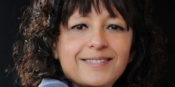 Emmanuelle Charpentier: Η Επιστήμονας που Άλλαξε τη Γενετική