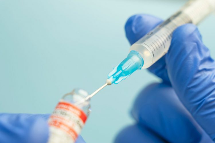 Κλινική δοκιμή εξατομικευμένης θεραπείας για τον καρκίνο του πνεύμονα, με τη χορήγηση εμβολίου, ξεκινά το επόμενο διάστημα στο Νοσοκομείο Παπαγεωργίου.