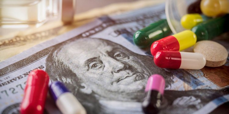 Ποιοι είναι οι Κολοσσοί της Φαρμακοβιομηχανίας που απειλούν τις Βρυξέλλες;