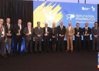 Οι φαρμακευτικές επιχειρήσεις στην οδό της Φήμης