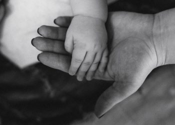 Η κυρά μας η μαμή