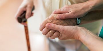 Νέες Μονάδες Ολικής Φροντίδας Ψυχικής Υγείας για άτομα με Άνοια που θα παρέχουν δωρεάν υπηρεσίες σε όλους τους πολίτες