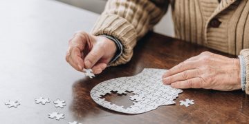 Η πρόληψη της νόσου Πάρκινσον ξεκινάει από το τραπέζι μας