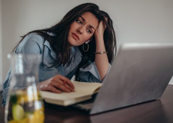 Στάδια επανένταξης στην εργασία μετά από διακοπές – post vacation blues