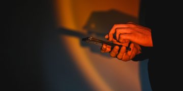 Κοινωνικά δίκτυα: Η νέα ιερά εξέταση καίει φήμες, σχέσεις, καριέρες και ενίοτε ψυχές.