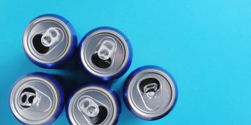 Πόσο ευθύνονται τα αναψυκτικά για την τριχόπτωση σε άντρες και γυναίκες; 