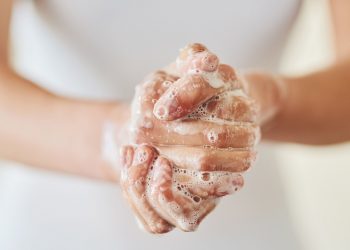 Το καλοκαίρι θέλει καθαρά χέρια