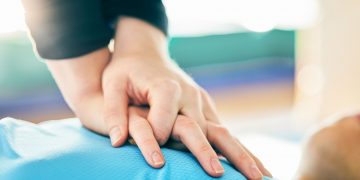 Ελληνικός Ερυθρός Σταυρός: Νοσηλεύτρια έσωσε γυναίκα σε ξενοδοχείο στην Κέρκυρα