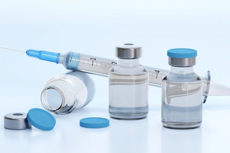 Συστάσεις εμβολιασμού σε ασθενείς με νεοπλασίες από τη Θεραπευτική Κλινική – Νοσοκομείο Αλεξάνδρα