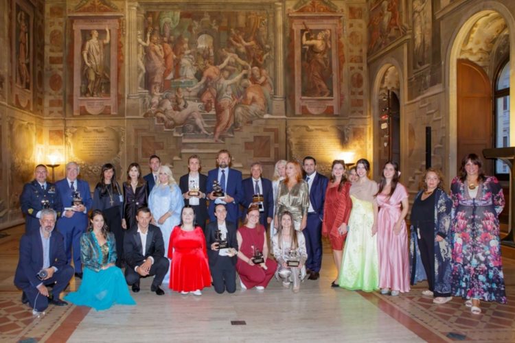 Λαμπερή η 23η Τελετή 2025 των Διεθνών Βραβείων “Vexillum – Giuseppe Sciacca” στο Βατικανό