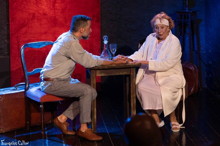 Λαμπερή πρεμιέρα για την παράσταση FAMILY SECRETS