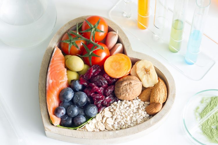 Μύθοι και αλήθειες για τη διατροφή και την αυξημένη χοληστερίνη