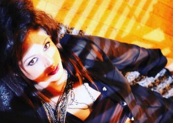 Pavlina Styl — «LES MARIONNETTES»: Για δύο εμφανίσεις στην σκηνή του Baumstrasse