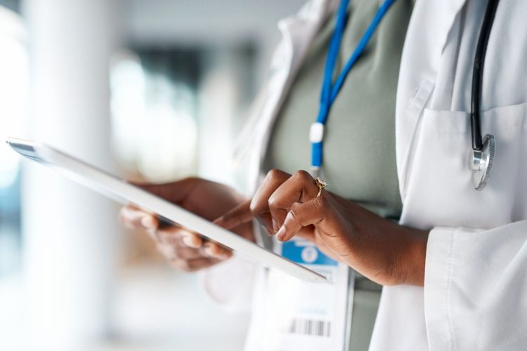 Οι ΗΠΑ ζητούν από χώρες να μοιράζονται δεδομένα παθογόνων ως αντάλλαγμα για υγειονομική βοήθεια