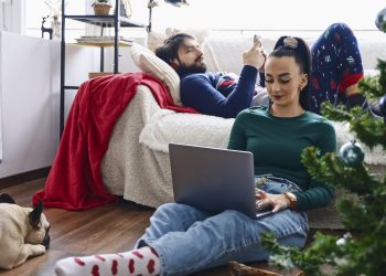Πώς επηρεάζει η καριέρα τις μακροχρόνιες σχέσεις