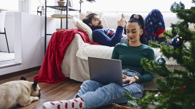 Πώς επηρεάζει η καριέρα τις μακροχρόνιες σχέσεις