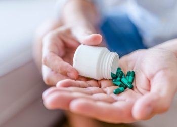 EMA: «Ιστορικό ορόσημο» για τα φάρμακα στην Ευρώπη — τι σημαίνει η συμφωνία για τη φαρμακευτική νομοθεσία