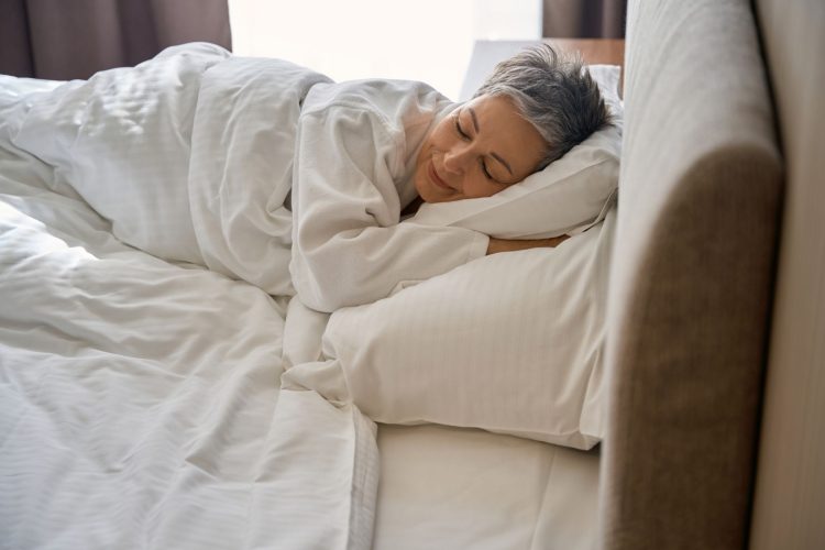 Μαξιλάρι & Υγεία: Τι υποστηρίζει η επιστήμη για τον πιο «κρυφό» παράγοντα της καλής ξεκούρασης