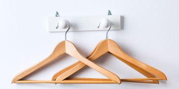 Όταν το ντύσιμο σιωπά: Πώς η κατάθλιψη εμφανίζεται στην καθημερινή εικόνα