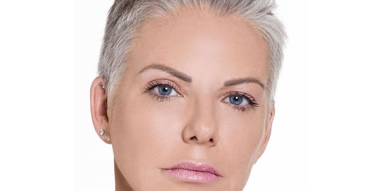 Γιατί οι δηλώσεις της Καρυστιανού περί αμβλώσεων είναι επικίνδυνες;