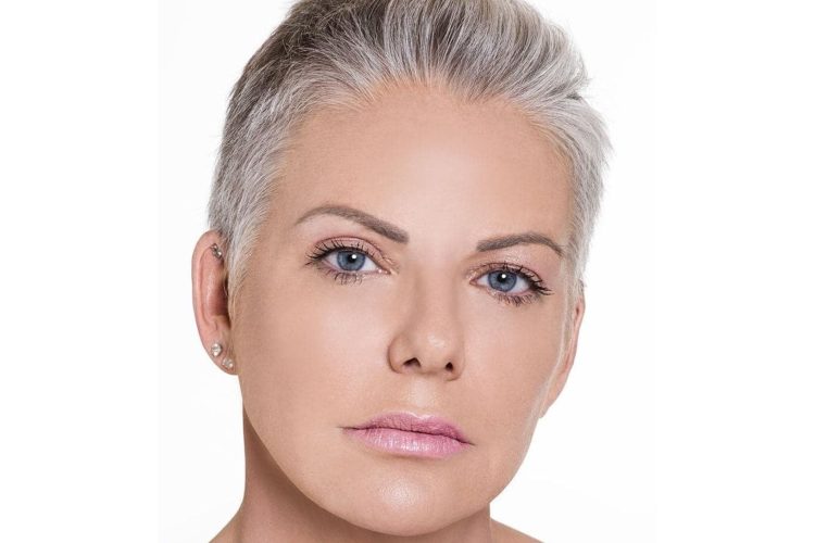 Γιατί οι δηλώσεις της Καρυστιανού περί αμβλώσεων είναι επικίνδυνες;