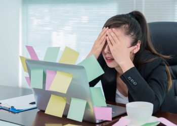 Λουφαδόρος στην δουλειά