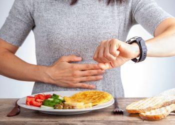 Νυχτερινή νηστεία σε συγχρονισμό με τον ύπνο: Η απλή αλλαγή που ενισχύει την καρδιομεταβολική υγεία