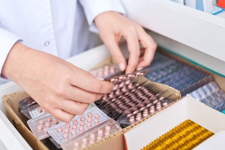 704 μέρες αναμονής για φάρμακα: Το αδιέξοδο των ασθενών με σπάνια νοσήματα