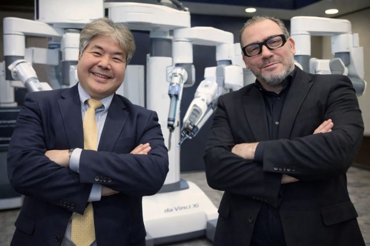 Ερρίκος Ντυνάν: Πρώτη ρομποτική διαστοματική επέμβαση θυρεοειδούς στην Ελλάδα