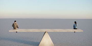 Η ισότητα σε εκκρεμότητα: Γιατί η 8η Μαρτίου 2026 είναι πιο επίκαιρη από ποτέ