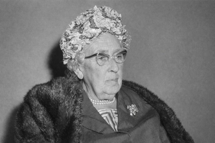 Οι Μεγάλοι Δάσκαλοι του Αστυνομικού Διηγήματος, Μέρος 1: Agatha Christie – Η βασίλισσα του μυστηρίου