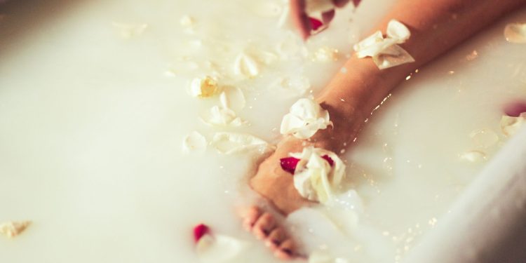 Αρχαία μυστικά ομορφιάς που έγιναν viral – Και μπορείς να δοκιμάσεις σήμερα!