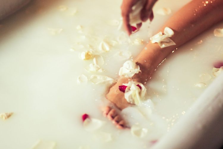 Αρχαία μυστικά ομορφιάς που έγιναν viral – Και μπορείς να δοκιμάσεις σήμερα!