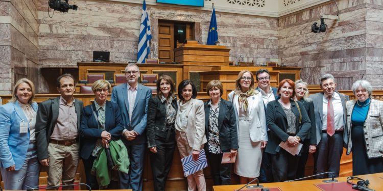 Η φωνή των ασθενών ακούστηκε από τη Βουλή των Ελλήνων: Στο επίκεντρο η συμμετοχή, τα δικαιώματα και ένα σύγχρονο, ανθρωποκεντρικό σύστημα υγείας