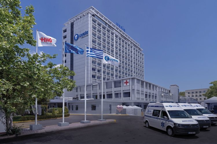 Η Πρώτη Πλήρως Ρομποτική Επέμβαση «Beyond-TME» (bTME) στην Ελλάδα