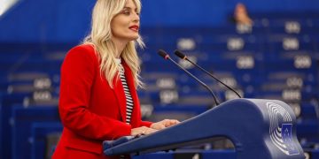Η Ελεονώρα Μελέτη έστειλε ηχηρό μήνυμα  από το Στρασβούργο, «Η σιωπή δεν είναι συναίνεση»!