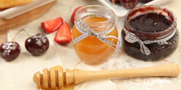 Νέες ετικέτες, νέες επιλογές: Τι πρέπει να γνωρίζουμε για μέλι, μαρμελάδες και χυμούς