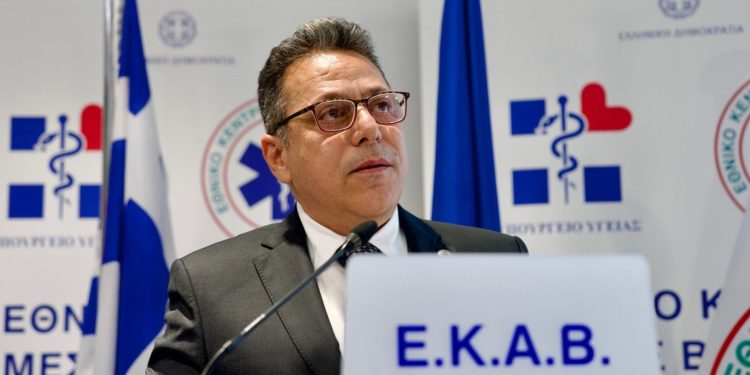 Όταν ο χρόνος μετριέται σε ζωές: Συνέντευξη με τον Πρόεδρο του ΕΚΑΒ Γιώργο Χαραλάμπους