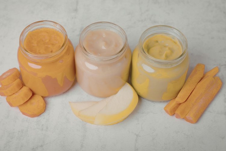 Σοκ στην Ευρώπη: Βρεφικές τροφές με ποντικοφάρμακο – Απόπειρα εκβίασης πίσω από το επικίνδυνο περιστατικό