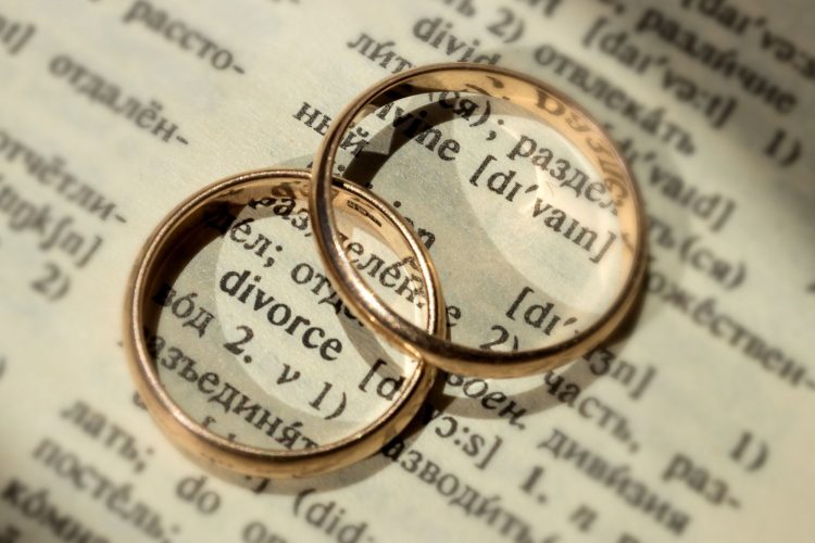 Υπάρχει η “κατάλληλη” ηλικία για τον χωρισμό των γονιών ή είναι ένας βολικός μύθος;