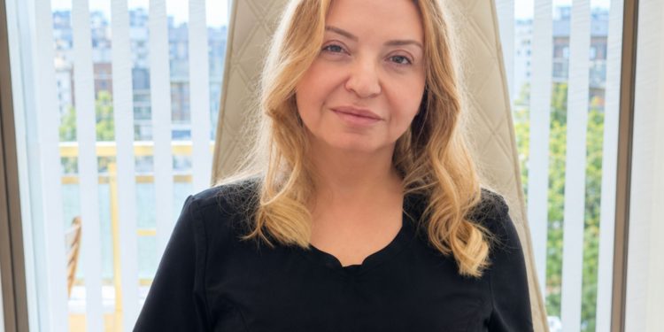 Κολπική Ξηρότητα & Ακράτεια Ούρων: Η omerta των «ΜΙΚΡΩΝ» γυναικείων θεμάτων