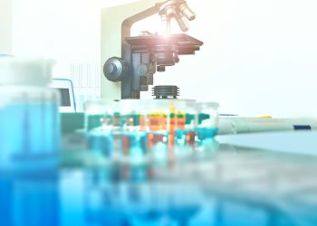 Όταν οι φαρμακευτικές «ξεχνούν» τους ασθενείς, χάνουν την εμπιστοσύνη — τι δείχνει νέα παγκόσμια έρευνα
